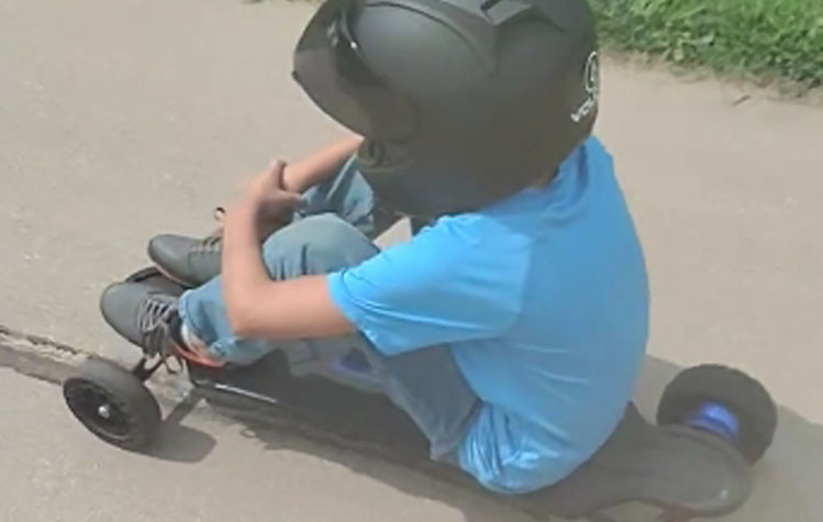 My son having a Blast on the Ecomobl ET Pro electric longboard